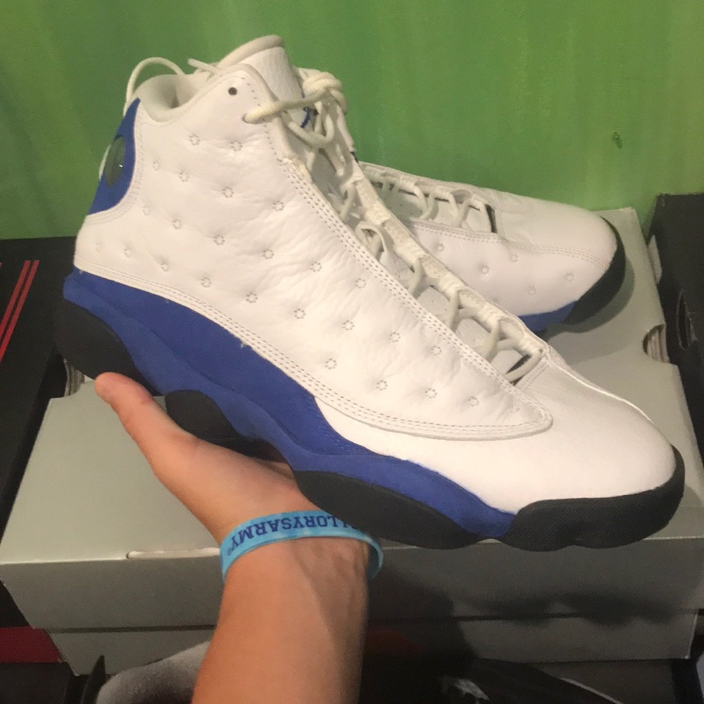 Jordan 13 Retro hyper royal size: 10